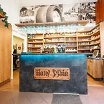 Džbán Hotel Karlova Studánka