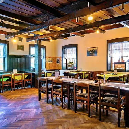 Hotel Dzban 3*