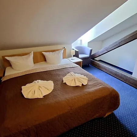 Dzban Hotel