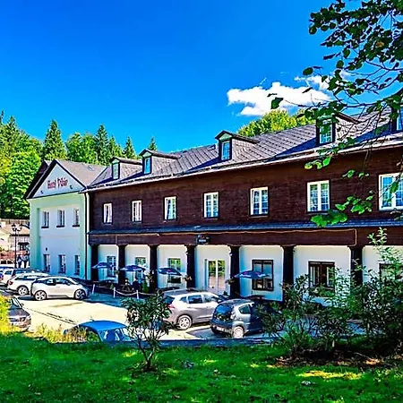 Džbán Hotel 3*